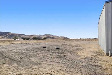 Tiny photo for 485 S 8 th Street, Shandon, CA 93461 (MLS # SC25224531)