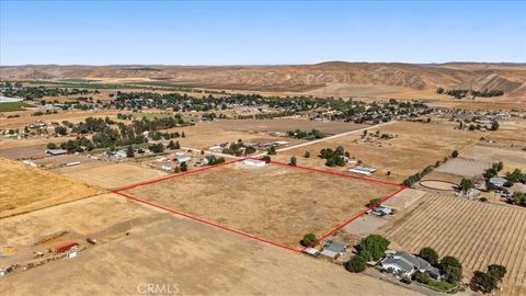 Tiny photo for 485 S 8 th Street, Shandon, CA 93461 (MLS # SC25224531)