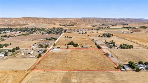 Tiny photo for 485 S 8 th Street, Shandon, CA 93461 (MLS # SC25224531)