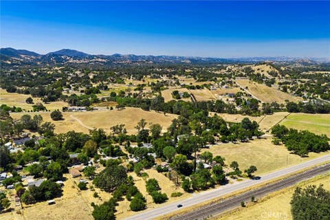 Tiny photo for 16255 Walnut AVE, Atascadero, CA 93422 (MLS # NS26182689)