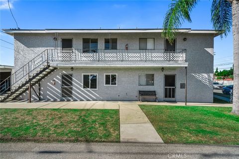 Photo of 6514 Foster Bridge Boulevard, Bell Gardens, CA 90201 (MLS # DW26006061)