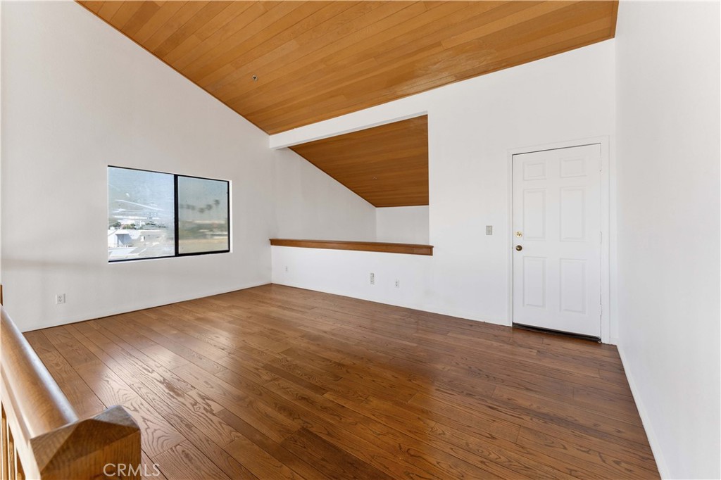 Alamitos Beach (AB) - Residential Lease