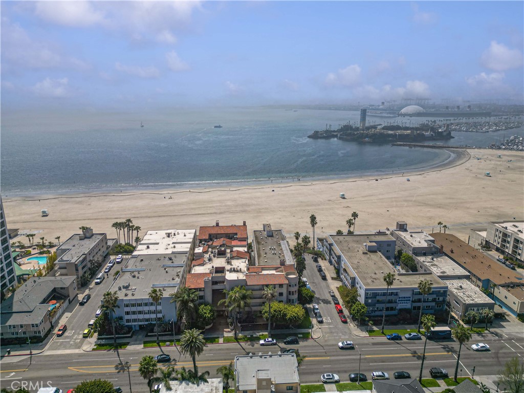 Alamitos Beach (AB) - Residential Lease