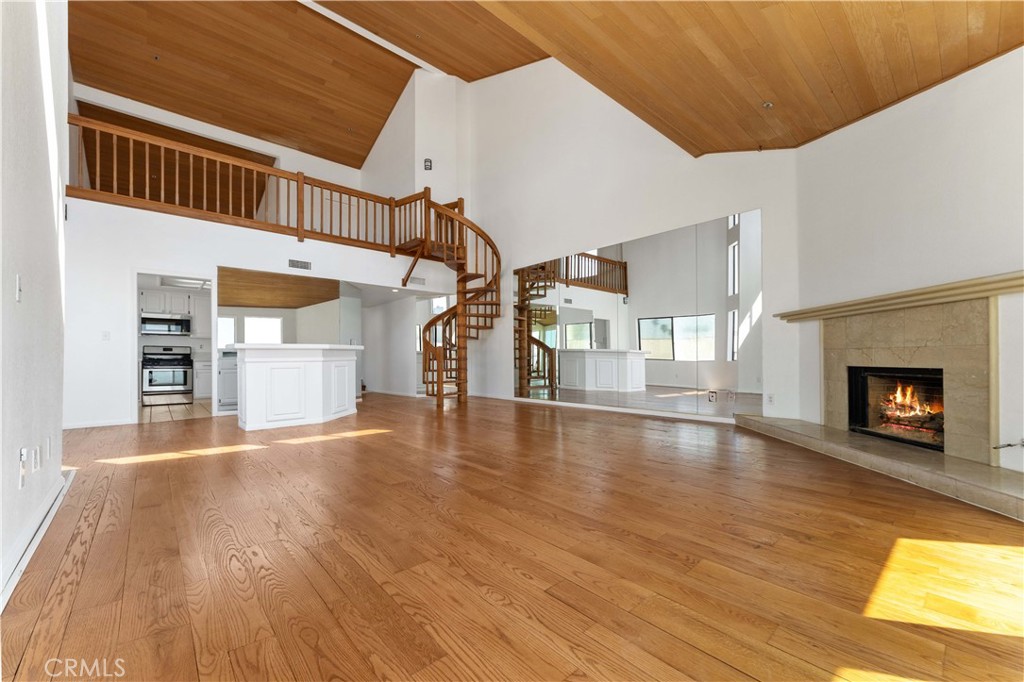 Alamitos Beach (AB) - Residential Lease