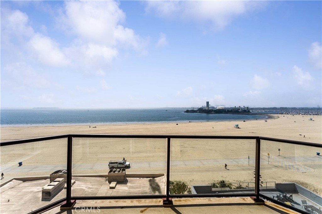 Alamitos Beach (AB) - Residential Lease