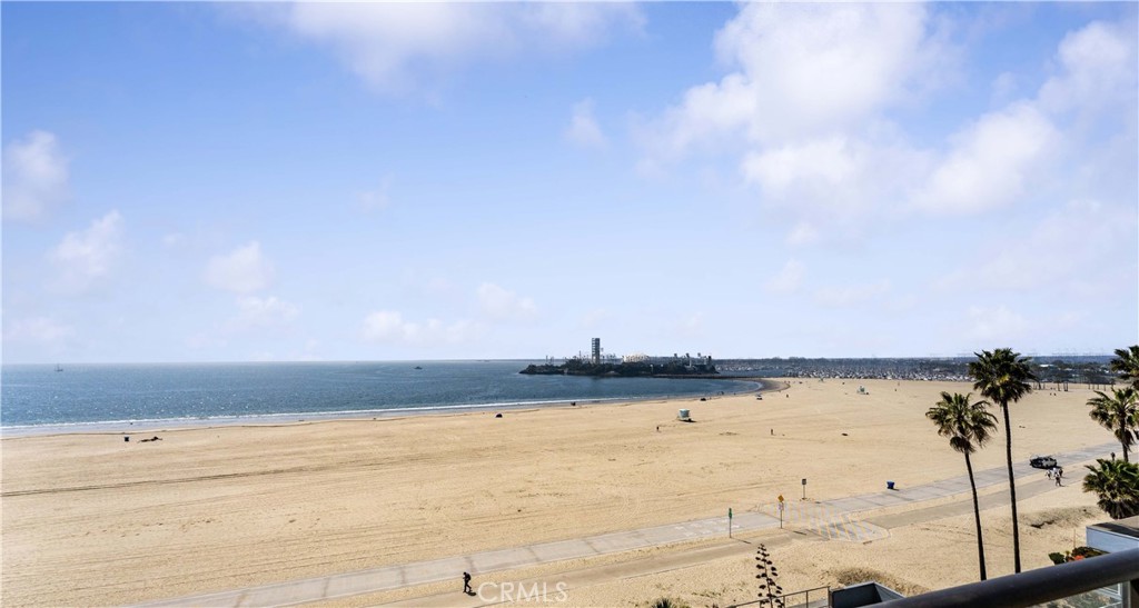 Alamitos Beach (AB) - Residential Lease