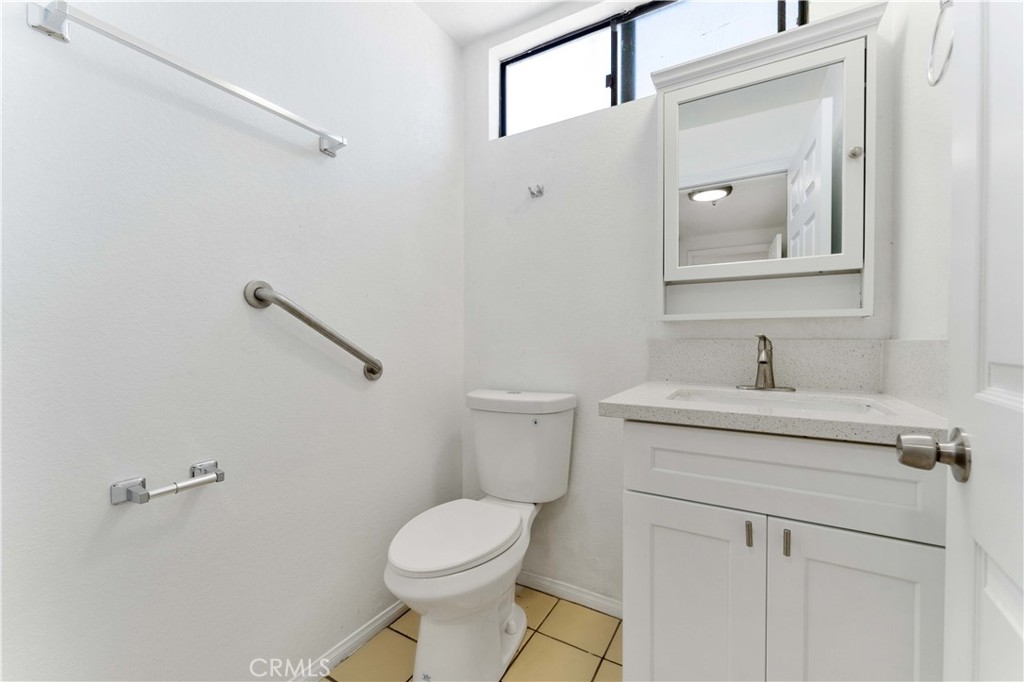 Alamitos Beach (AB) - Residential Lease