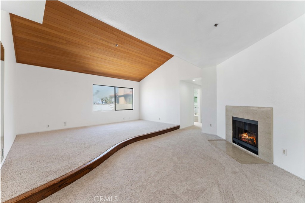 Alamitos Beach (AB) - Residential Lease