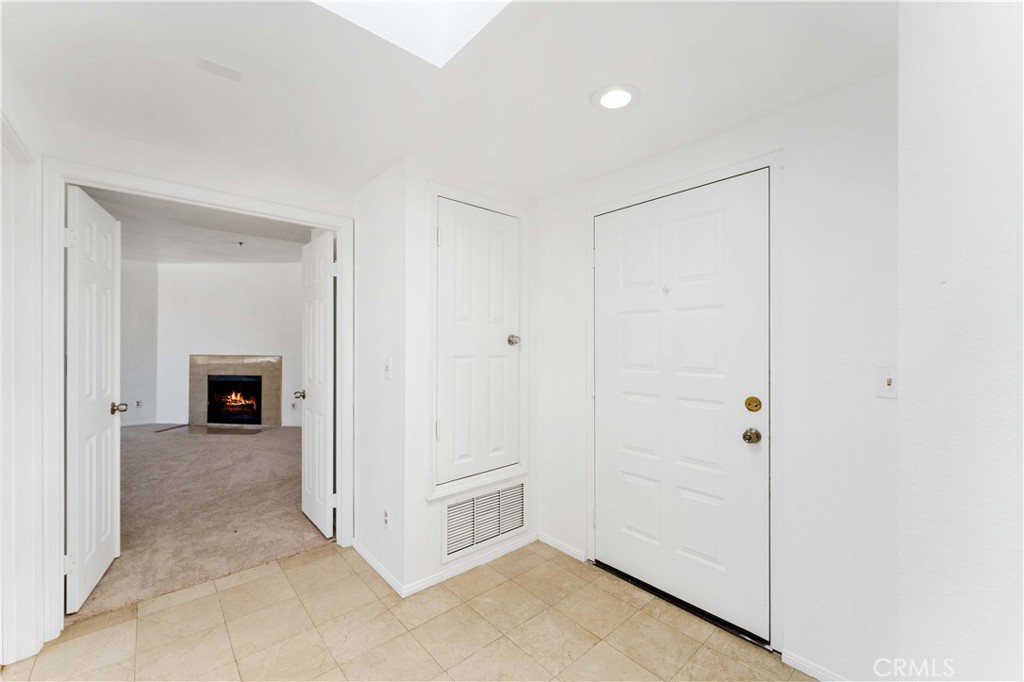 Alamitos Beach (AB) - Residential Lease