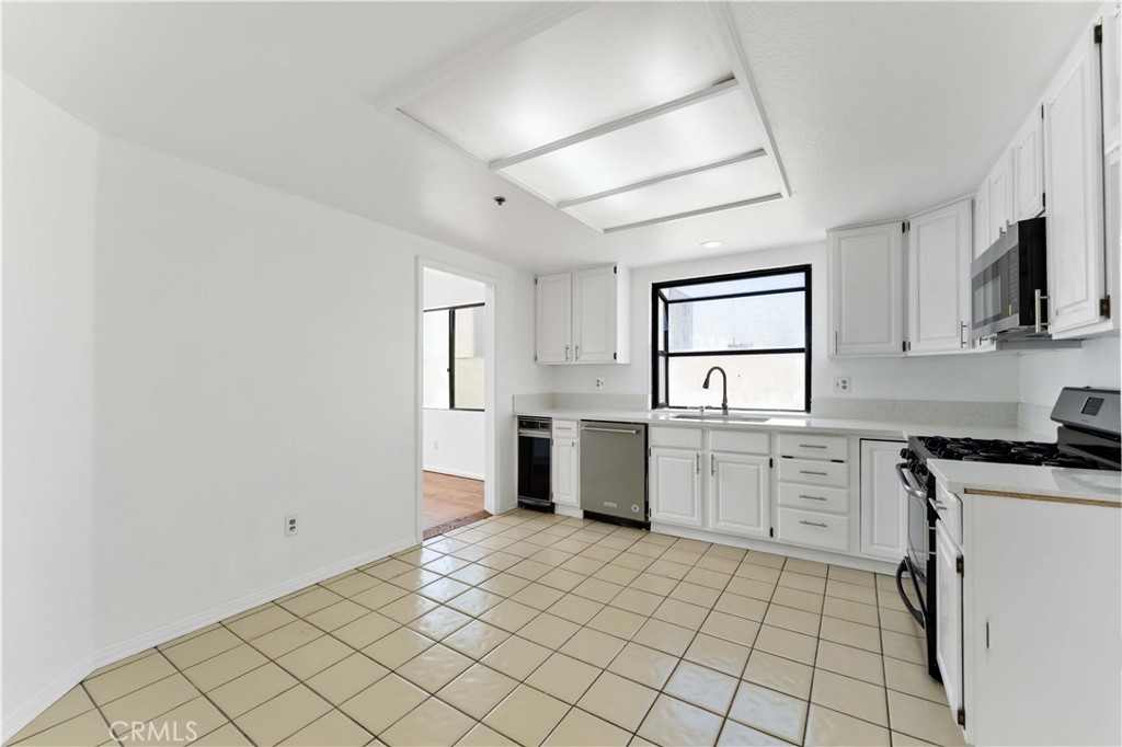 Alamitos Beach (AB) - Residential Lease