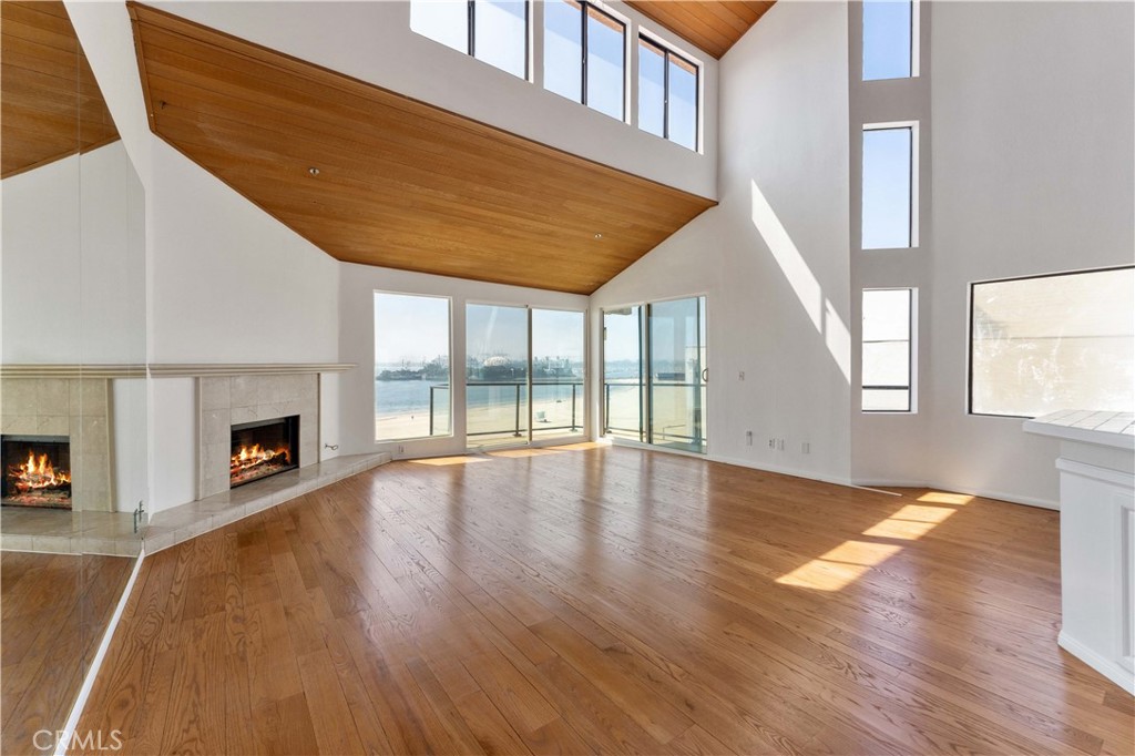 Alamitos Beach (AB) - Residential Lease