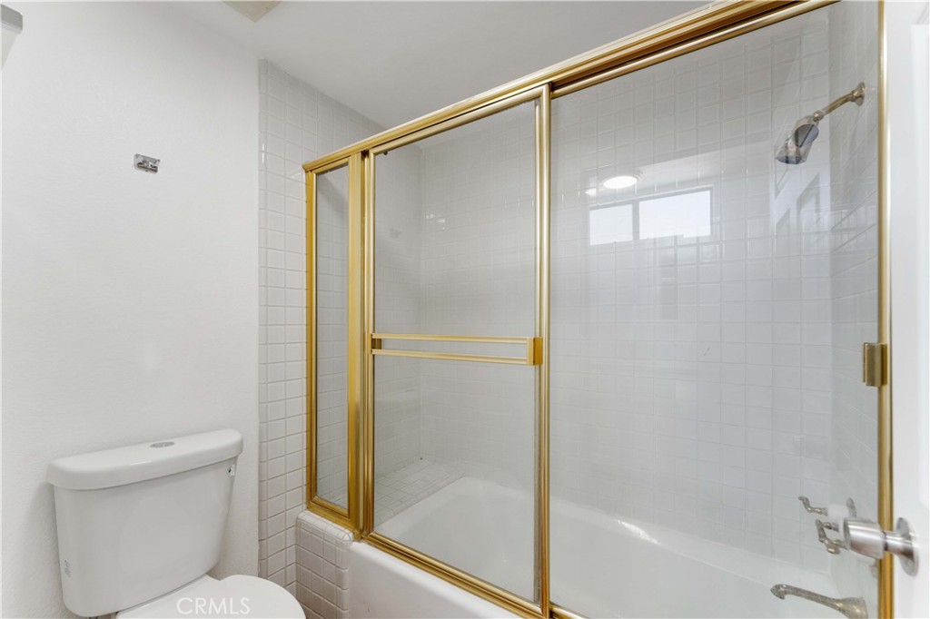 Alamitos Beach (AB) - Residential Lease