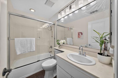 Tiny photo for 318 Vista Roma Way, San Jose, CA 95136 (MLS # ML82064944)