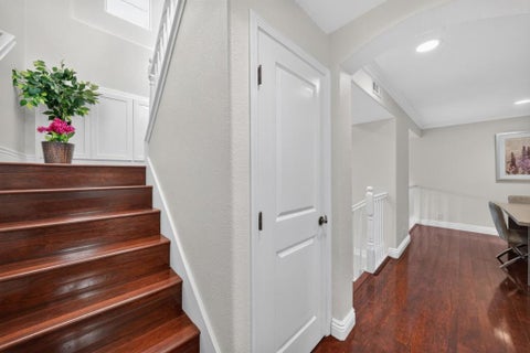 Tiny photo for 318 Vista Roma Way, San Jose, CA 95136 (MLS # ML82064944)