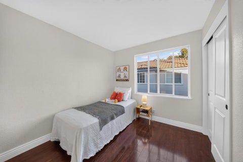 Tiny photo for 318 Vista Roma Way, San Jose, CA 95136 (MLS # ML82064944)