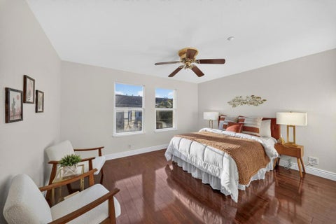 Tiny photo for 318 Vista Roma Way, San Jose, CA 95136 (MLS # ML82064944)