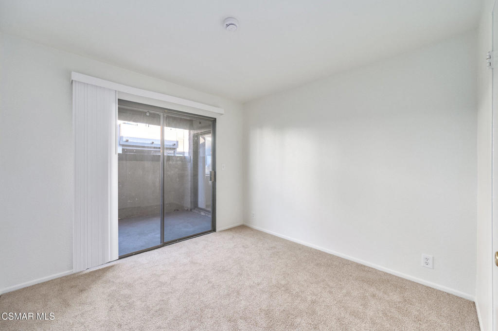 Regal Park Condos-294 - 1002472 - Residential Lease