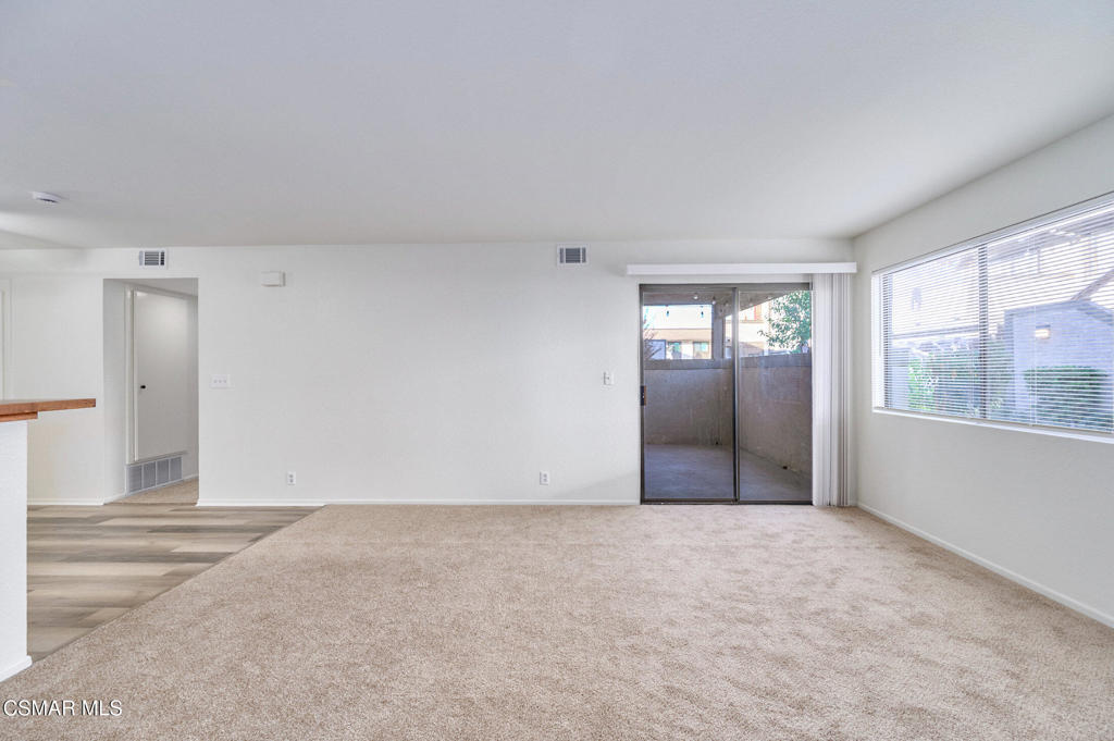 Regal Park Condos-294 - 1002472 - Residential Lease