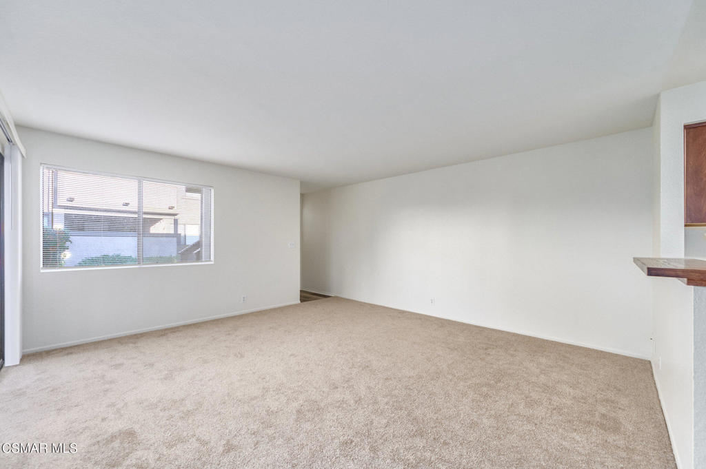 Regal Park Condos-294 - 1002472 - Residential Lease