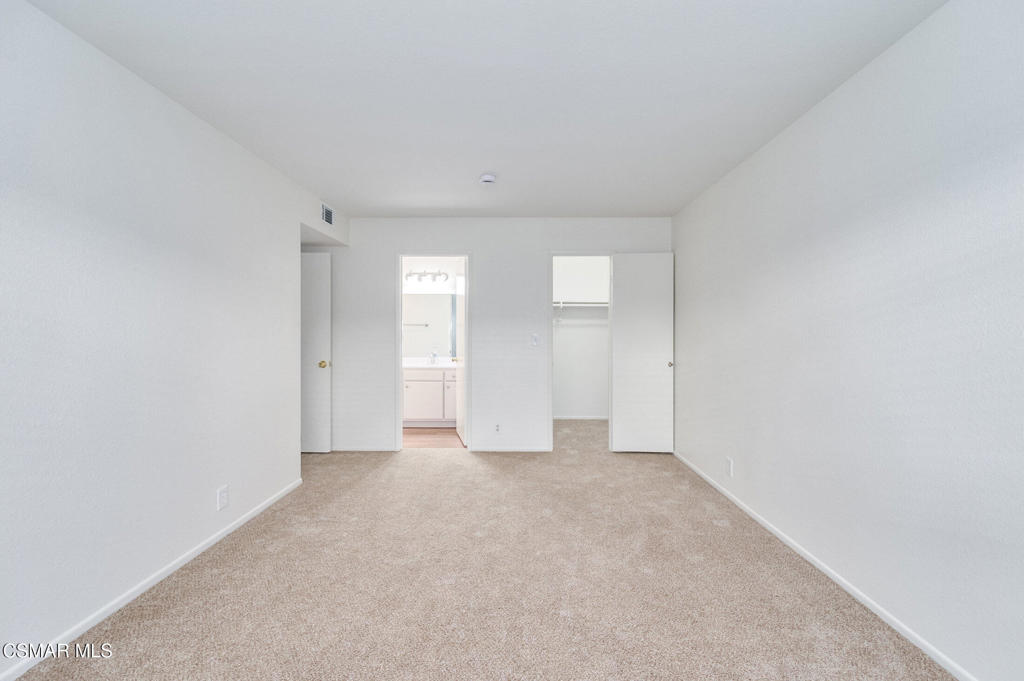 Regal Park Condos-294 - 1002472 - Residential Lease