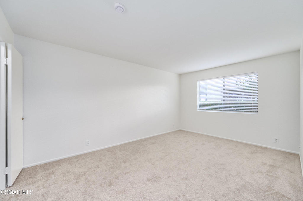 Regal Park Condos-294 - 1002472 - Residential Lease