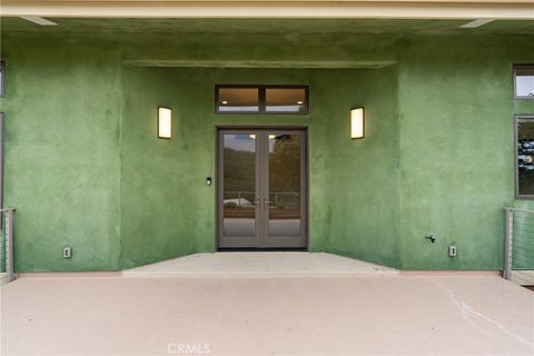 Tiny photo for 8140 Castenada Lane, Atascadero, CA 93422 (MLS # NS26071290)