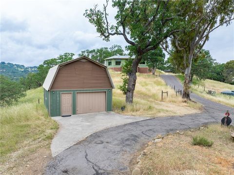 Tiny photo for 8140 Castenada Lane, Atascadero, CA 93422 (MLS # NS26071290)