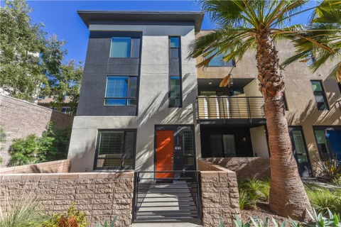 MLS: OC26221125