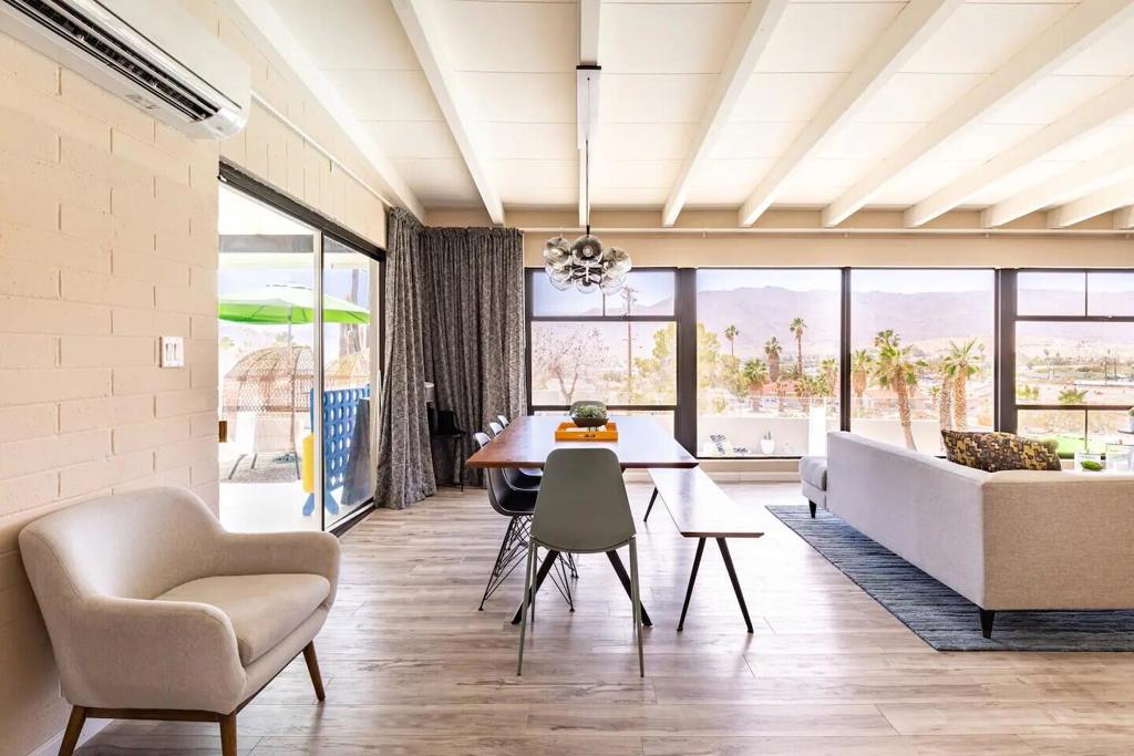 73633 Desert Trail Drive