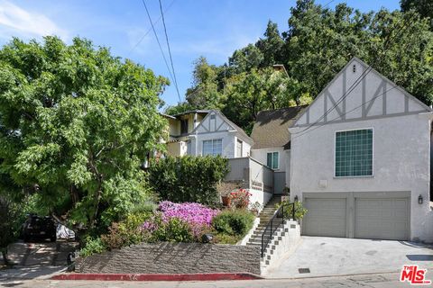 Photo of 2059 Laurel Canyon Boulevard, Los Angeles, CA 90046 (MLS # 26644051)