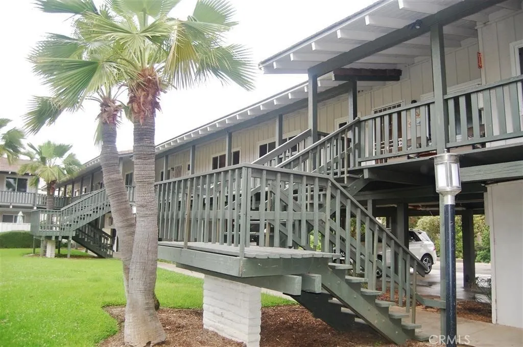 Carlsbad, California 92008, United States, 2 Bedrooms Bedrooms, ,1 BathroomBathrooms,Residential,Pending,202738