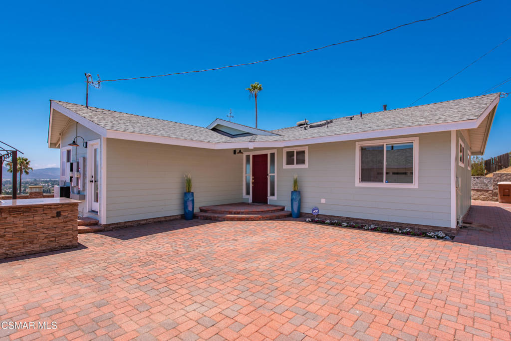 315 N Loop Drive