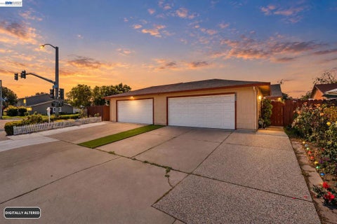Photo of 31261 Fredi St, Union City, CA 94587 (MLS # 41148540)
