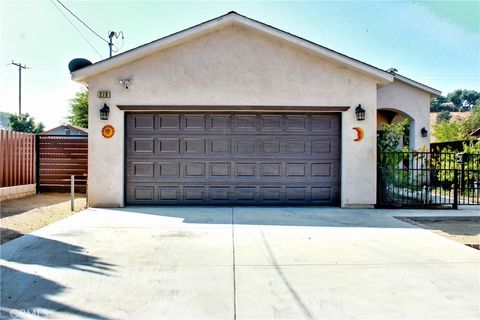 Photo of 279 W 39TH St, San Bernardino, CA 92404 (MLS # IG25216878)