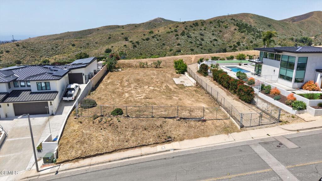 619 Skyline Road
