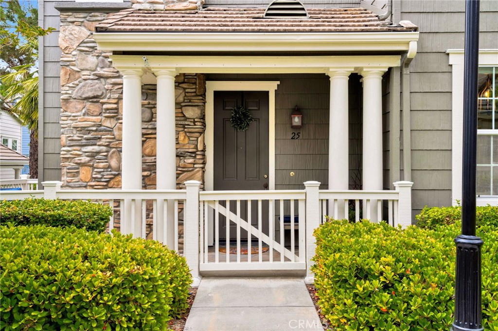 Properties 1 25 Ellsworth Street 11