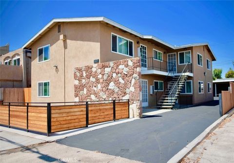 Photo of 1601 Alabama Street #3, Huntington Beach, CA 92648 (MLS # NP26108126)