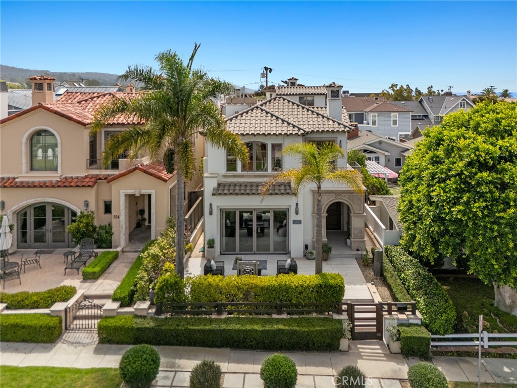 Corona del Mar South of PCH (CDMS) - Residential