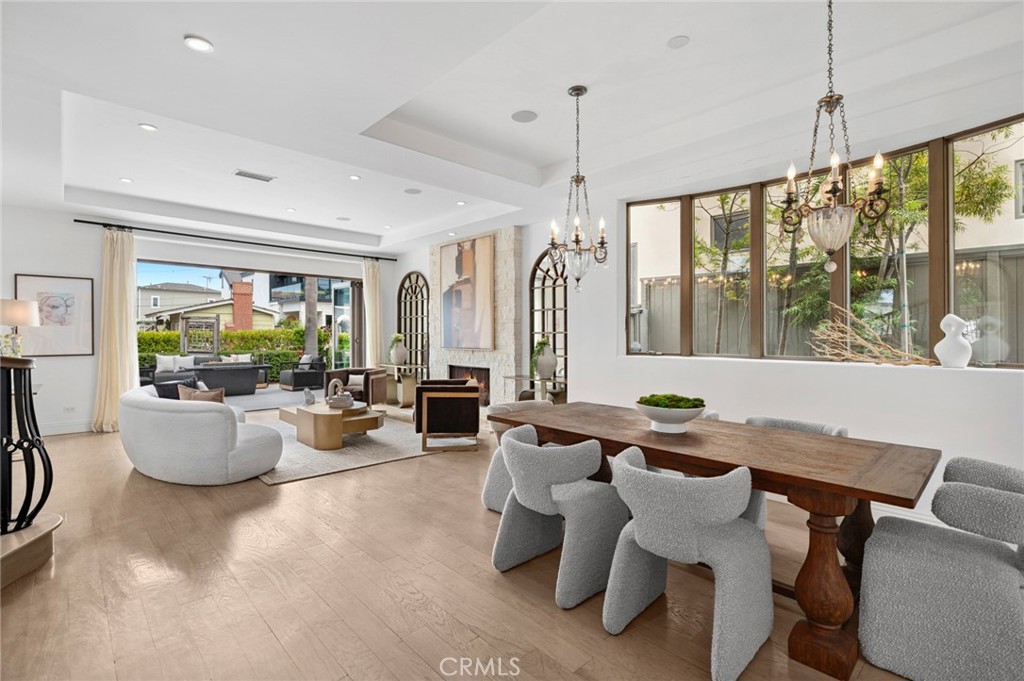 Corona del Mar South of PCH (CDMS) - Residential