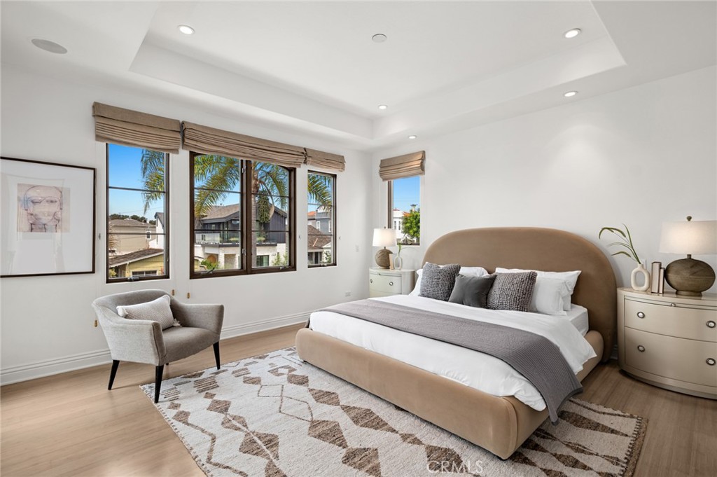 Corona del Mar South of PCH (CDMS) - Residential