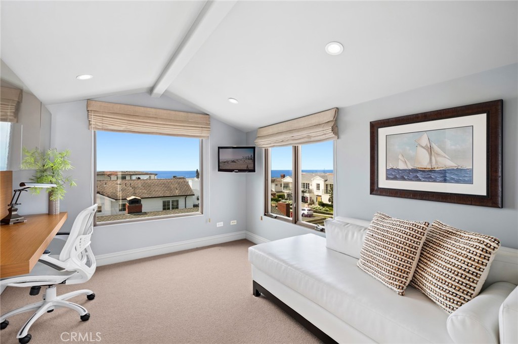 Corona del Mar South of PCH (CDMS) - Residential