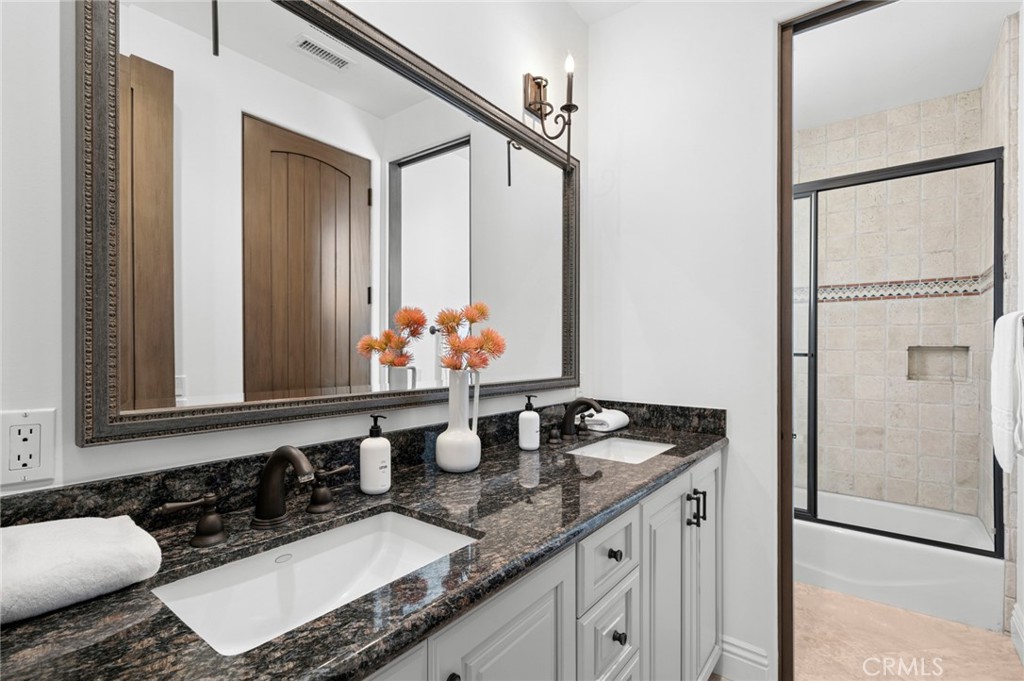 Corona del Mar South of PCH (CDMS) - Residential