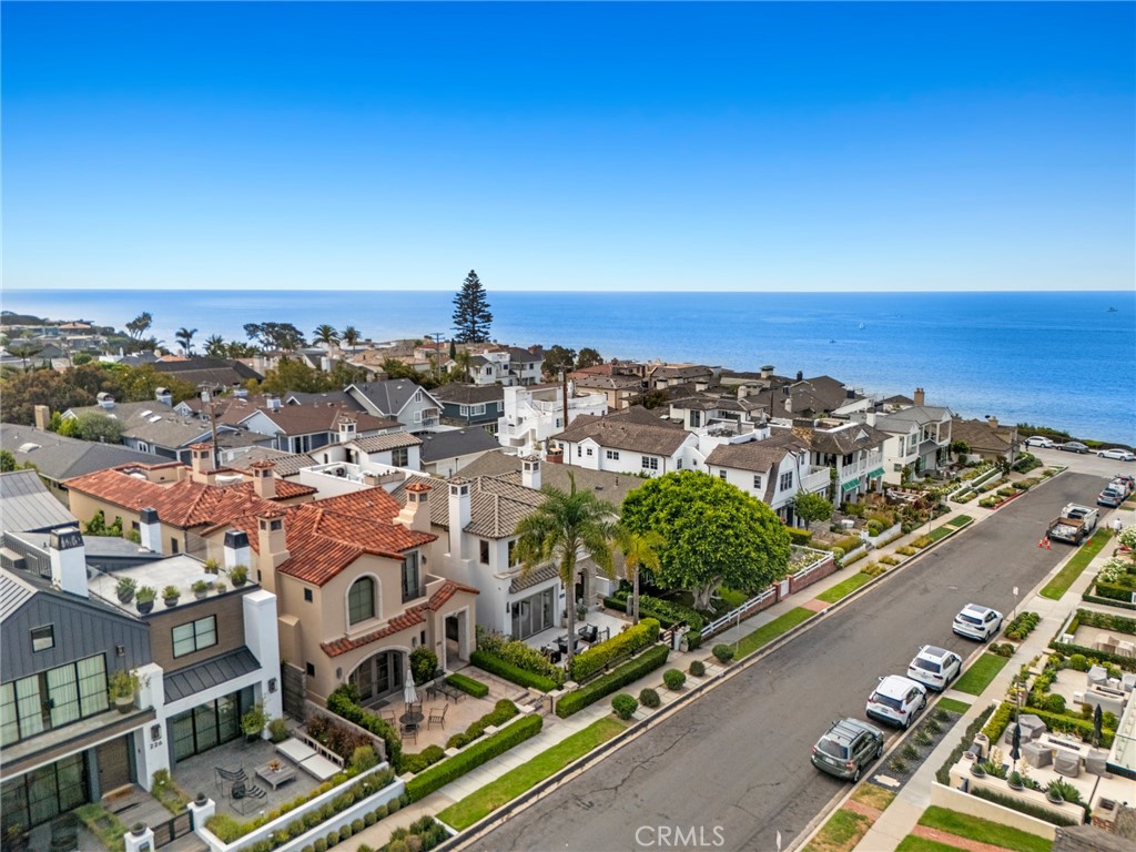 Corona del Mar South of PCH (CDMS) - Residential