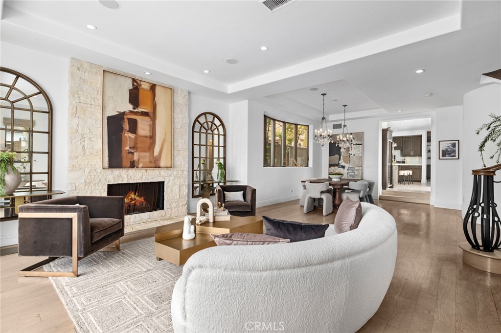 Corona del Mar South of PCH (CDMS) - Residential