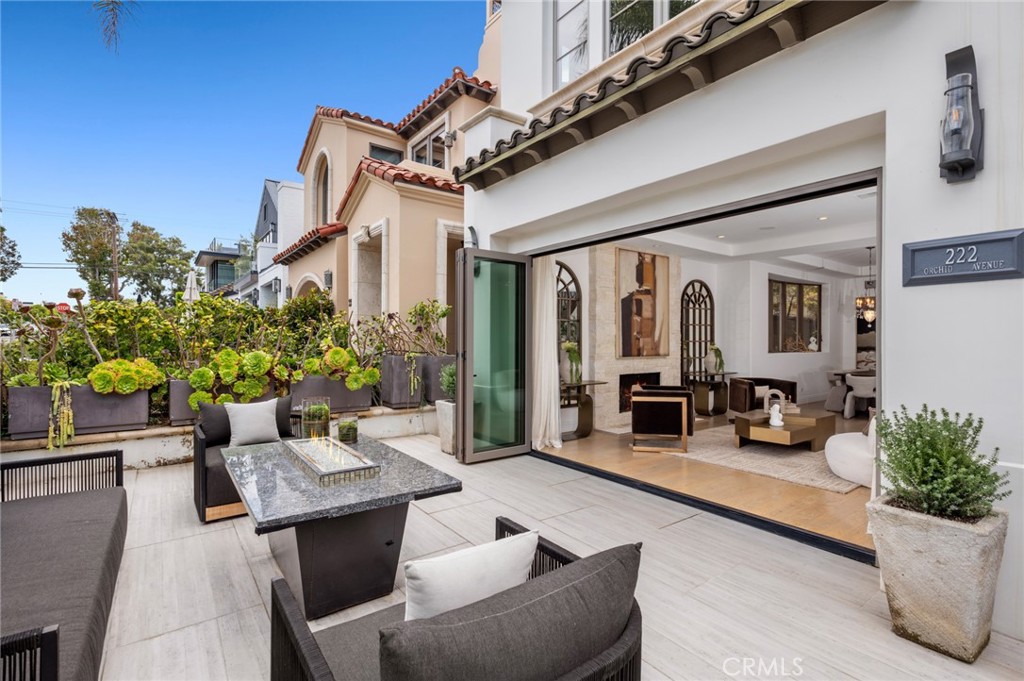 Corona del Mar South of PCH (CDMS) - Residential