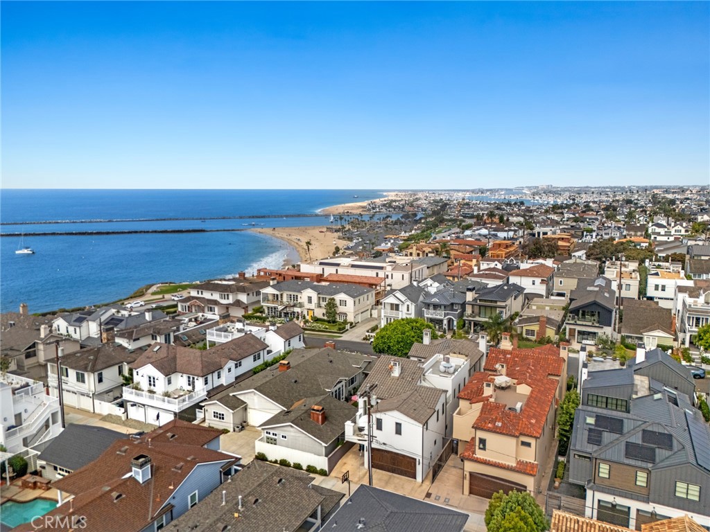 Corona del Mar South of PCH (CDMS) - Residential