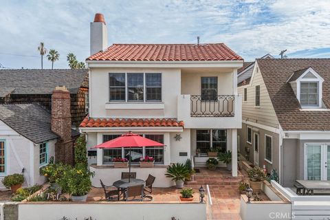 Photo of 120 Coral Avenue, Newport Beach, CA 92662 (MLS # NP26040935)