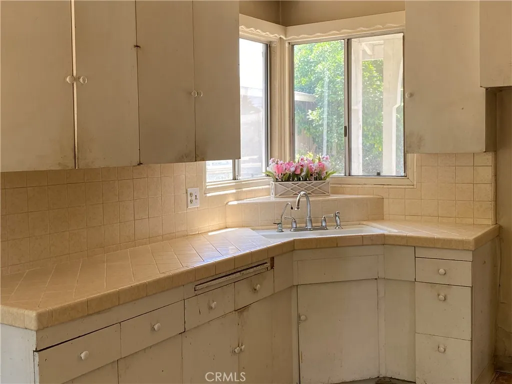 Winnetka, California 91306, United States, 3 Bedrooms Bedrooms, ,2 BathroomsBathrooms,Residential,Pending,175338