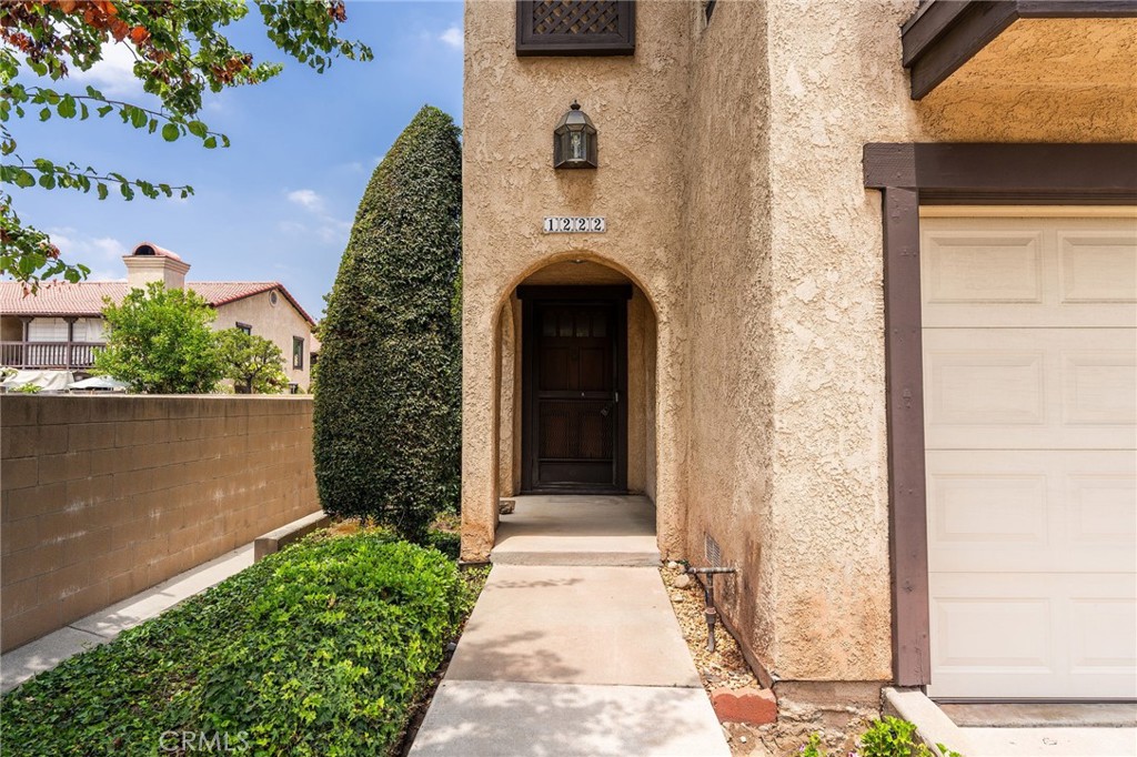 1222 Glenview Lane