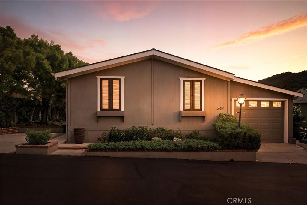 PROPERTIES 249 Country Club Drive